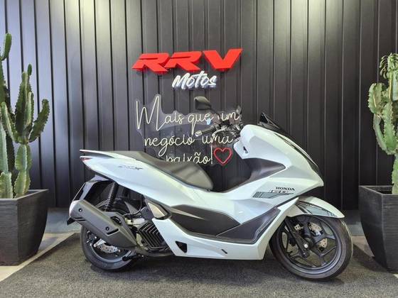 HONDA PCX DLX HONDA PCX DLX